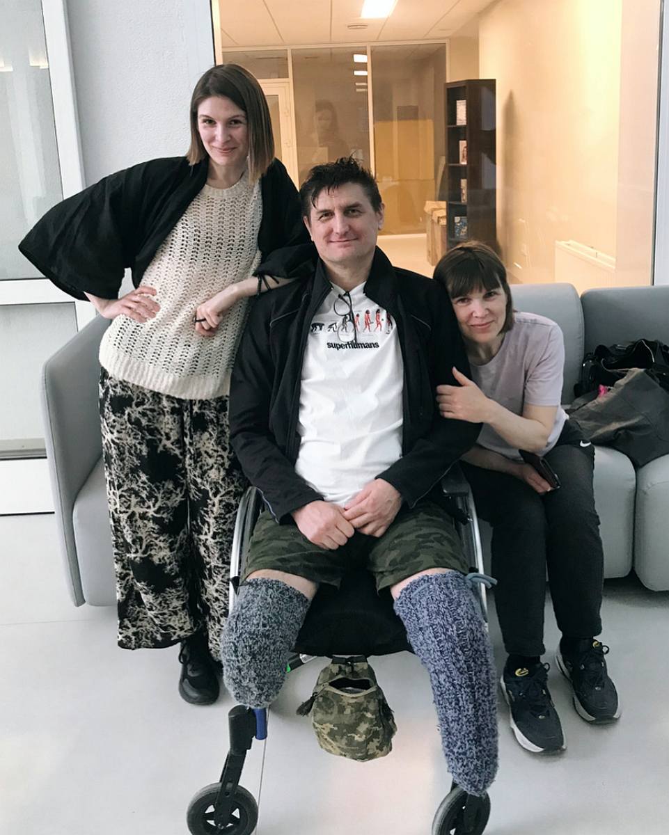 Світлана Волкова з батьком і мамою